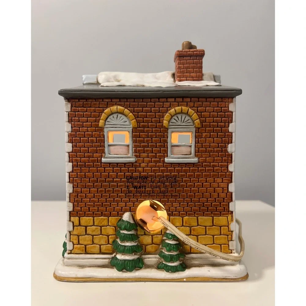 Colonial Village Vintage Dentist Office Light Up Holiday Home Decor Retro
